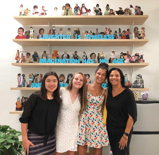 Image of FastForward reporters Jackie Chin, Kylie Sebastian and Zadie Winthrop with Omaze COO, Helen Melluish