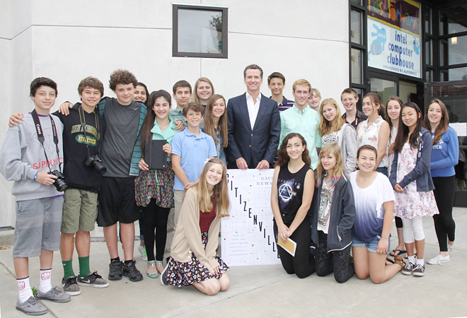 Image of Gavin Newsom posed with a group of our FastForward reporters
